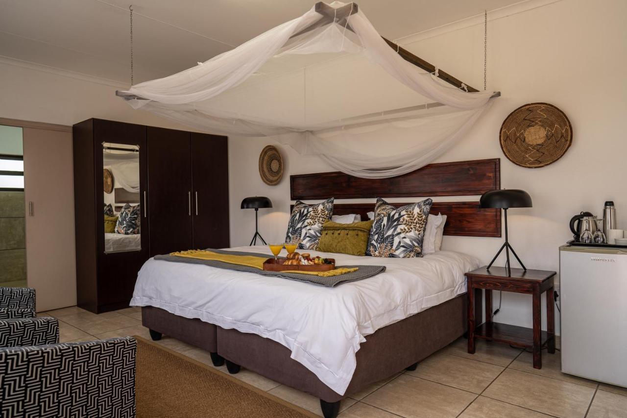 Tshukudu Game Lodge โฮดสปรูท ภายนอก รูปภาพ