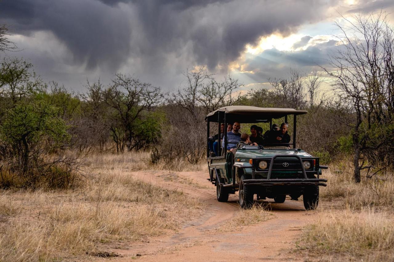Tshukudu Game Lodge โฮดสปรูท ภายนอก รูปภาพ