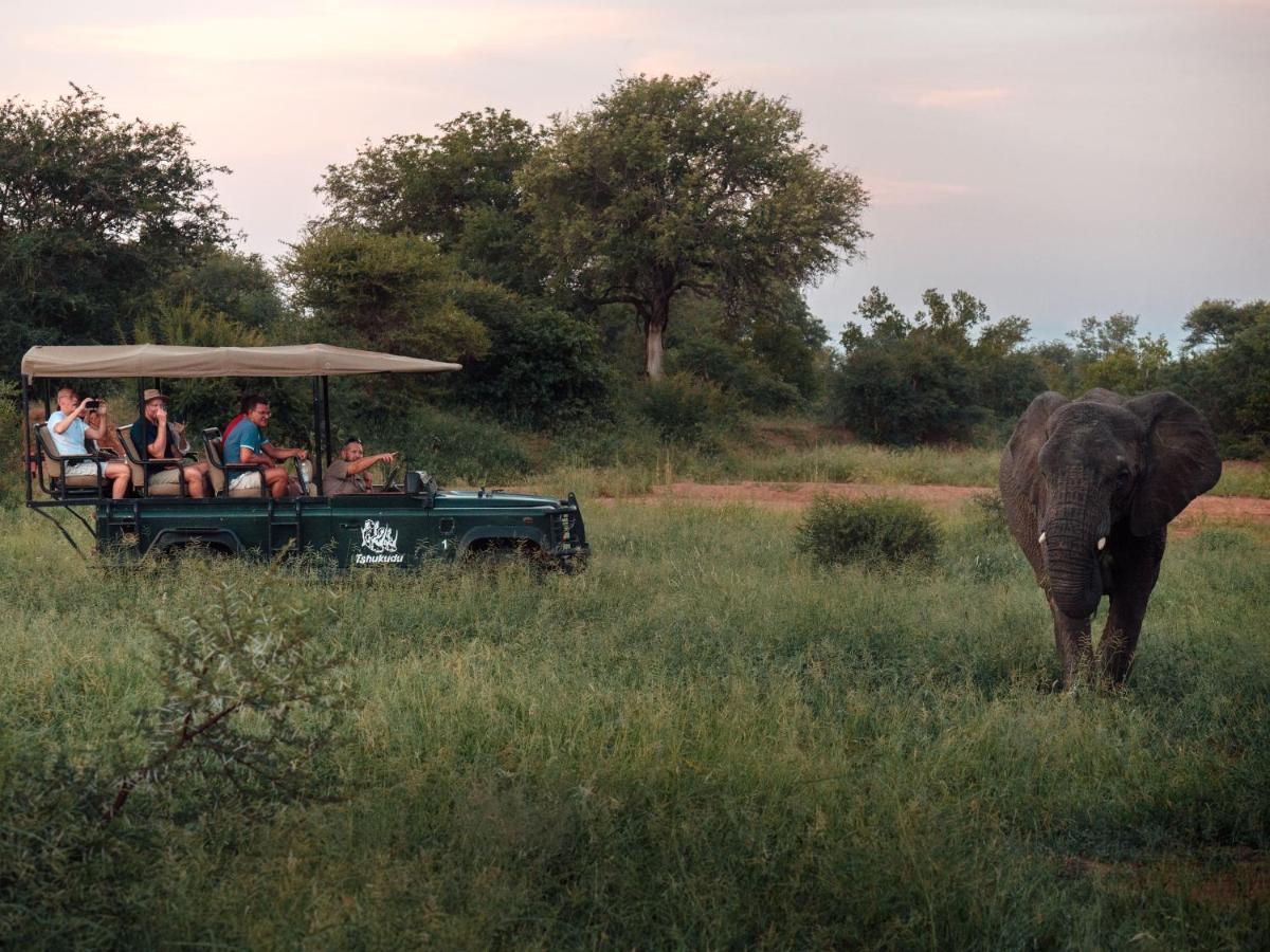 Tshukudu Game Lodge โฮดสปรูท ภายนอก รูปภาพ