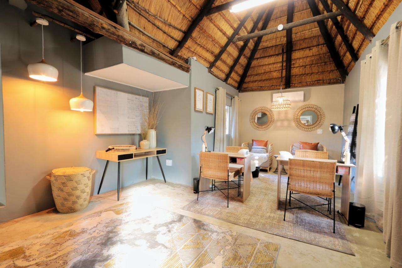 Tshukudu Game Lodge โฮดสปรูท ภายนอก รูปภาพ