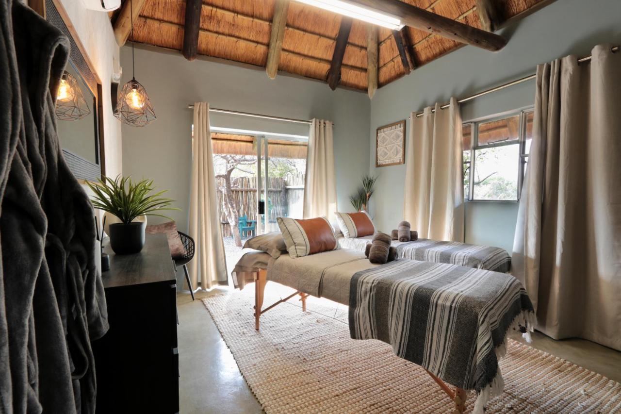 Tshukudu Game Lodge โฮดสปรูท ภายนอก รูปภาพ