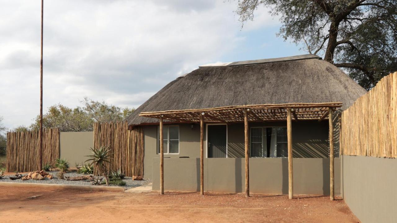 Tshukudu Game Lodge โฮดสปรูท ภายนอก รูปภาพ