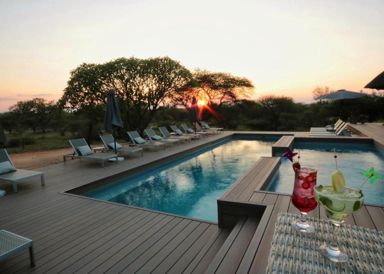 Tshukudu Game Lodge โฮดสปรูท ภายนอก รูปภาพ