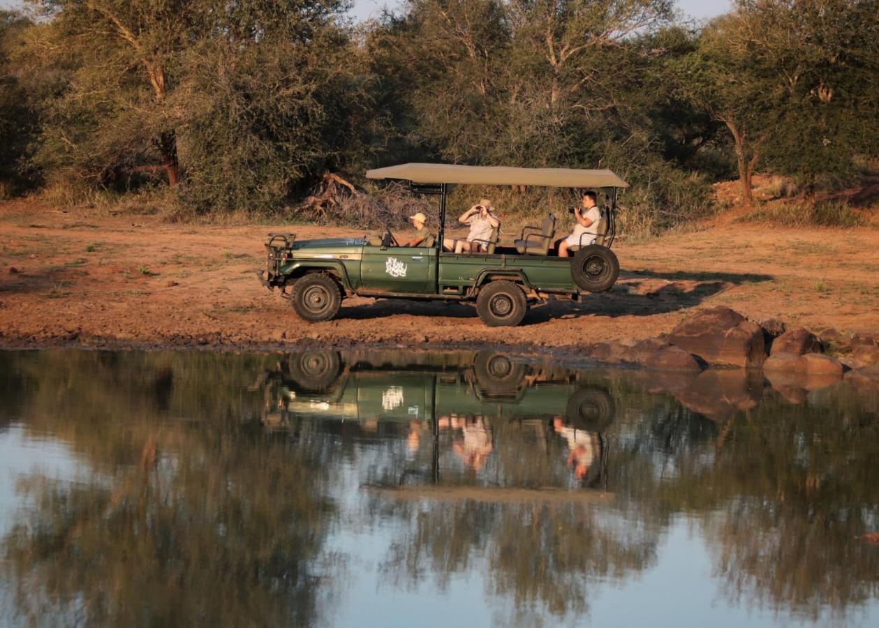 Tshukudu Game Lodge โฮดสปรูท ภายนอก รูปภาพ