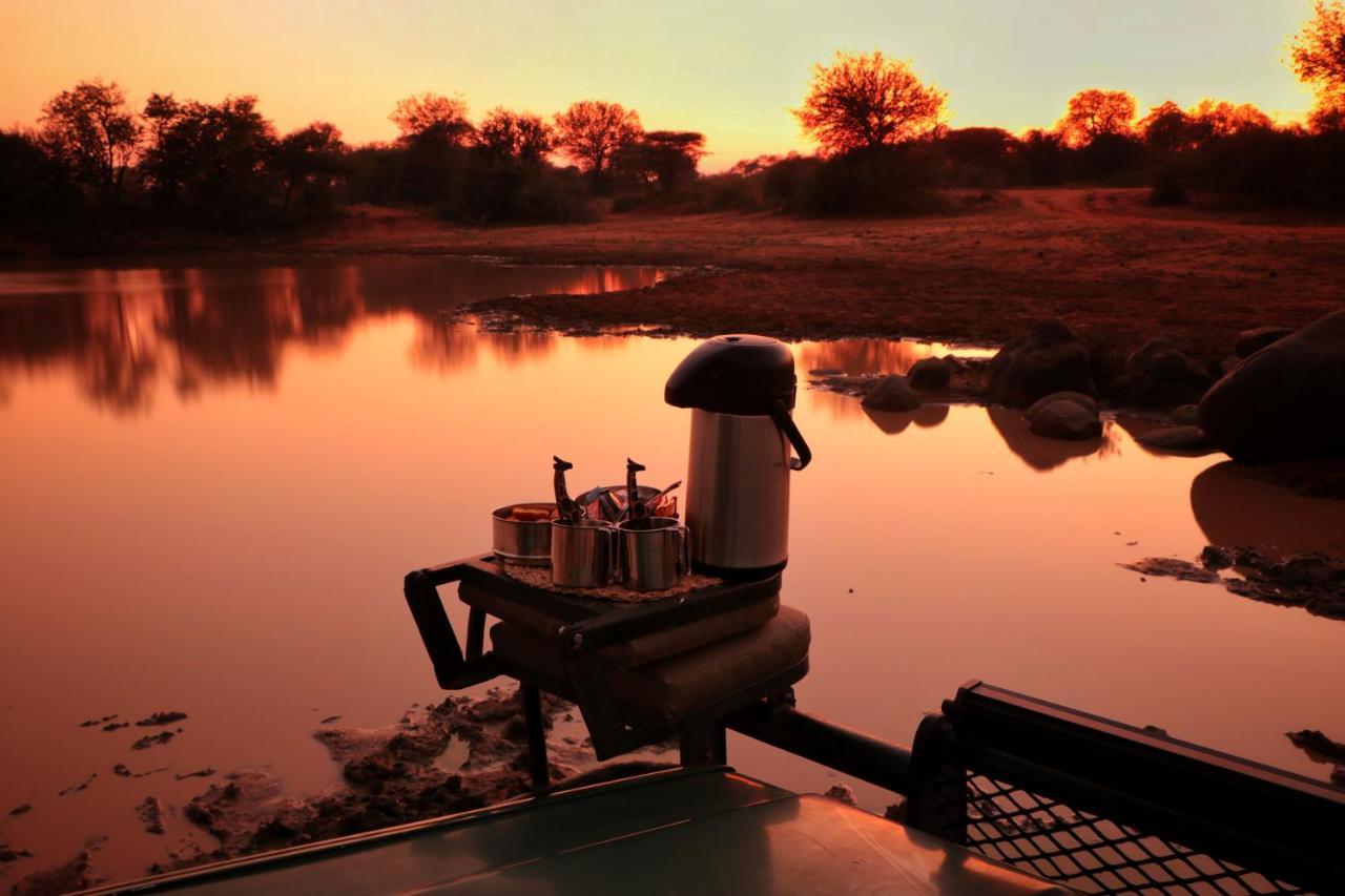 Tshukudu Game Lodge โฮดสปรูท ภายนอก รูปภาพ
