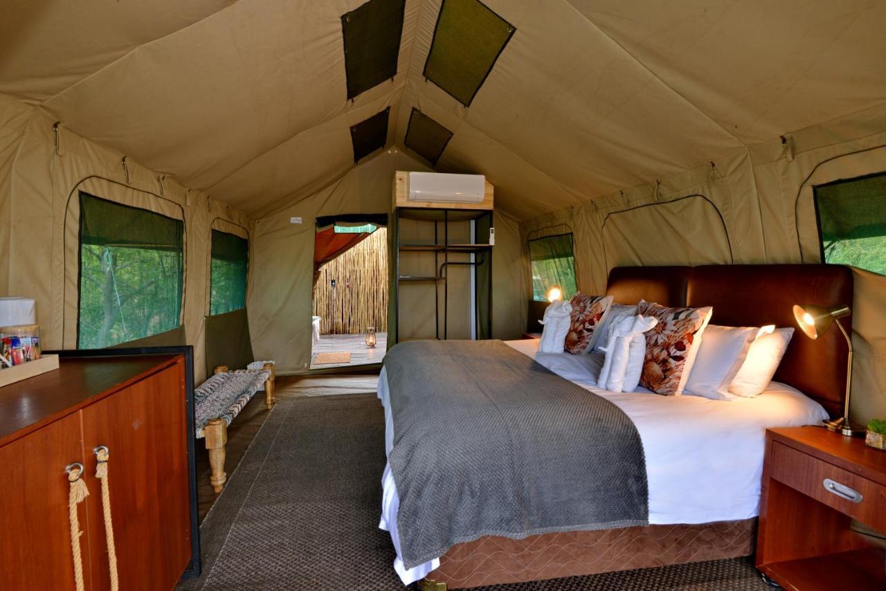 Tshukudu Game Lodge โฮดสปรูท ภายนอก รูปภาพ